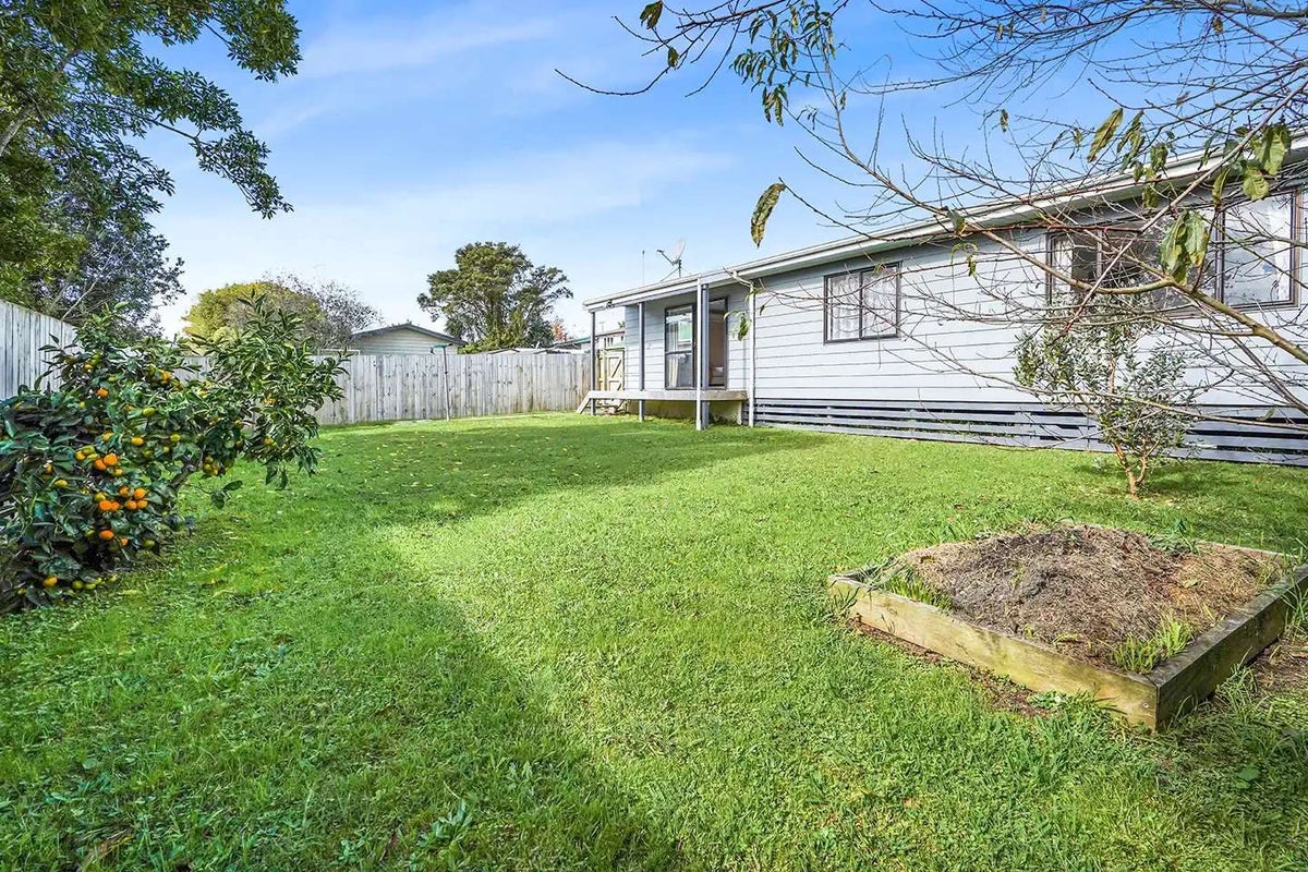 90 Ellicott Road, Nawton, Hamilton - Carousel 16