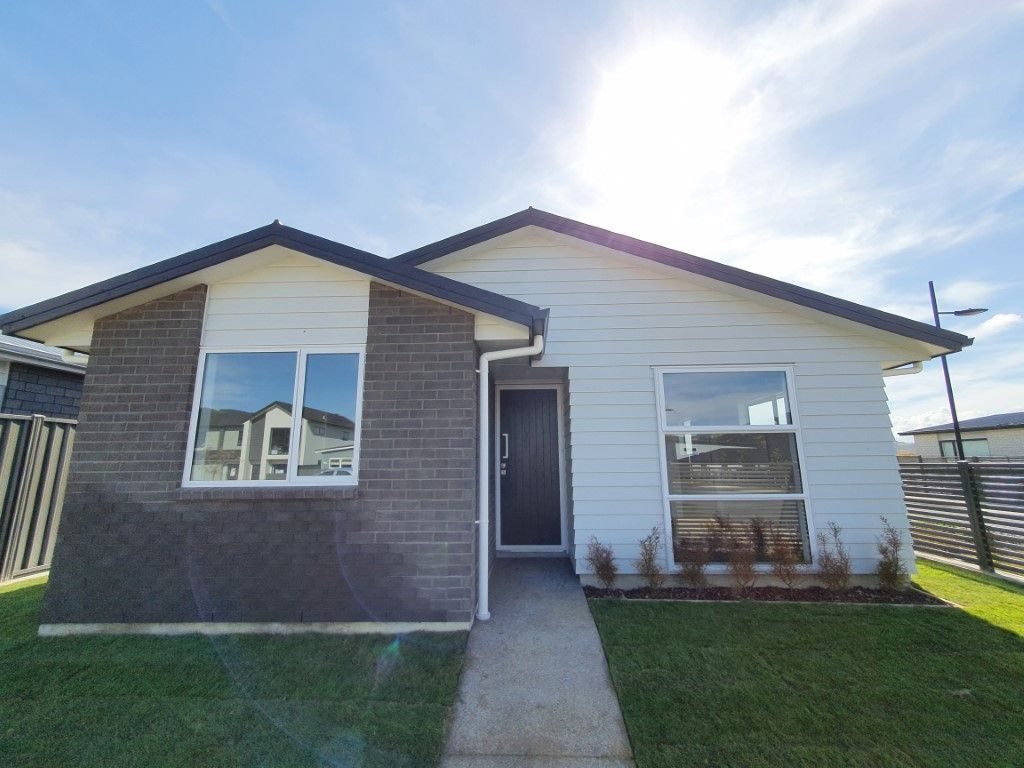 34 Karearea Avenue, Kenepuru, Porirua - Carousel 2
