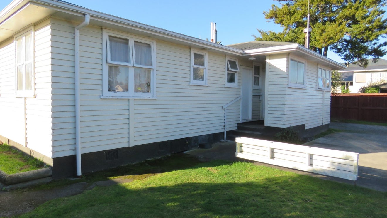 1/177 Tauhara Road, Tauhara, Taupo - Carousel 1