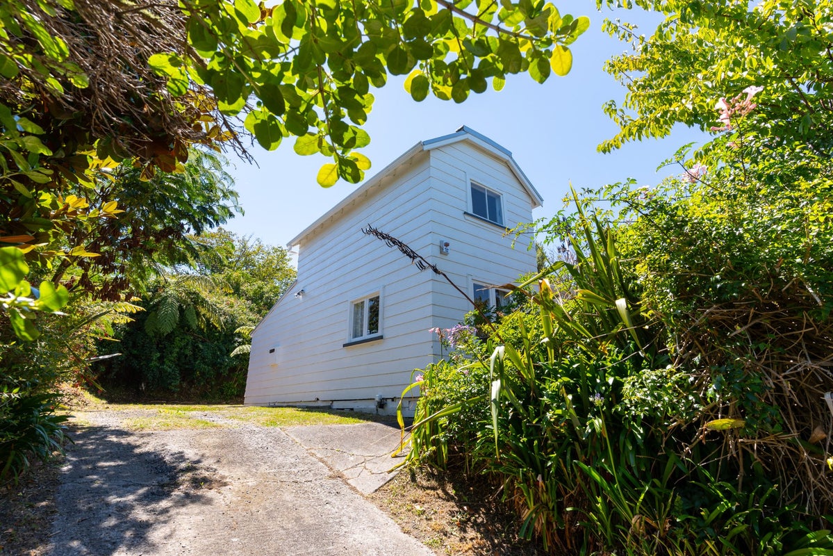 58 Conclusion Street, Ascot Park, Porirua - Carousel 16