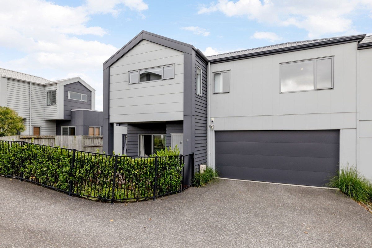 8D Mary Street, Frankton, Hamilton - Carousel 2