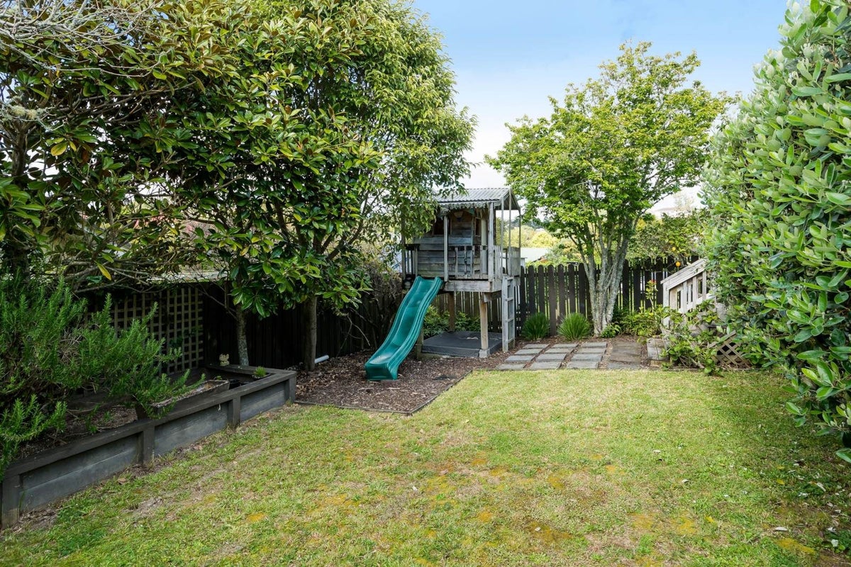 48 John Downs Drive, Browns Bay, Auckland - Carousel 16
