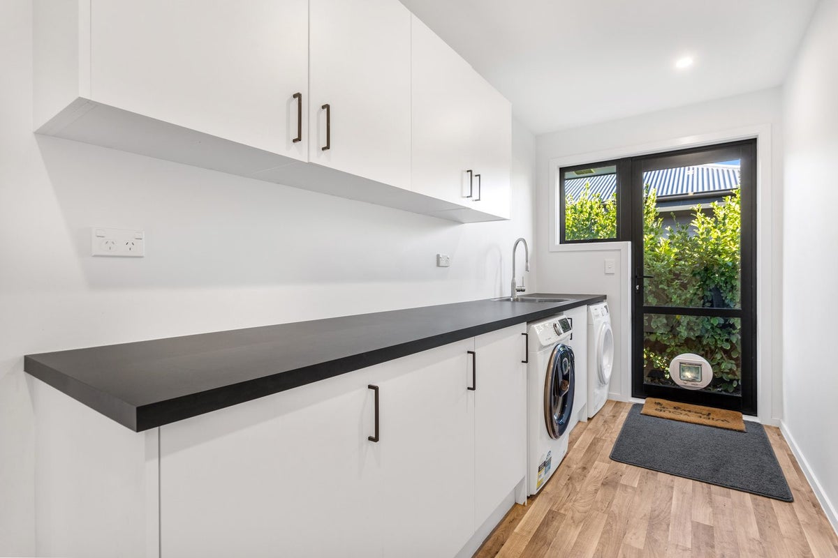 5 Little Gem Road, Hornby, Christchurch - Carousel 15