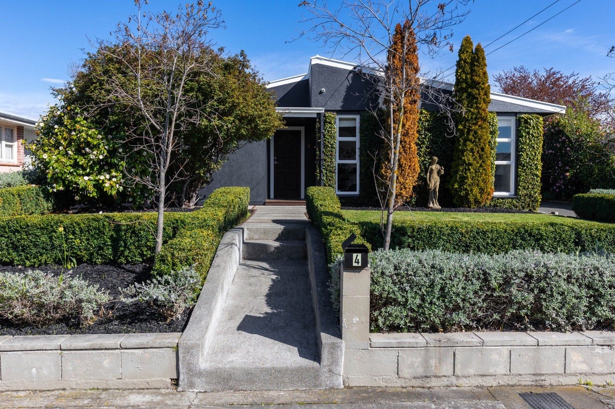 4 Washington Crescent, Redwoodtown, Blenheim - Carousel 1