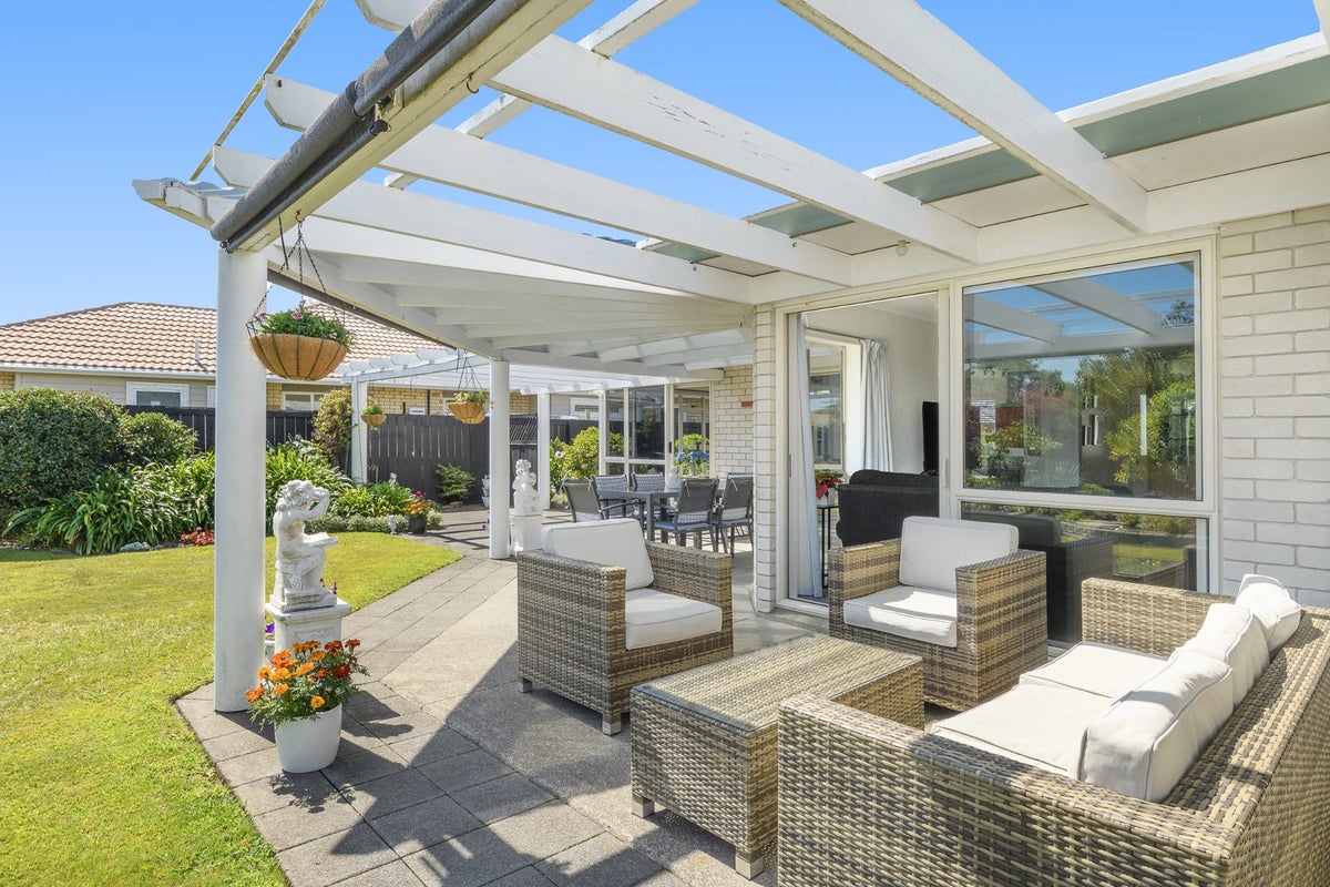 5 Ocean Crest, Papamoa Beach, Papamoa - Carousel 2