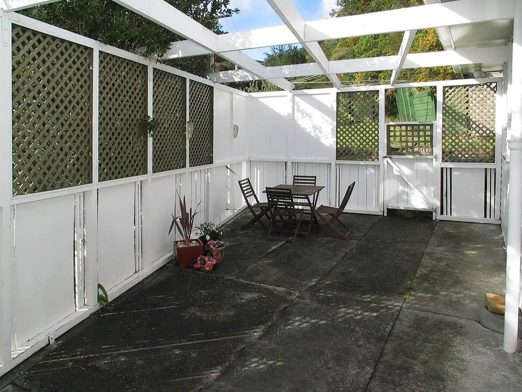50 Catherine Crescent, Paparangi, Wellington - Carousel 2
