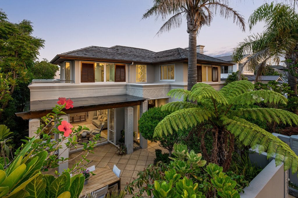15A Ocean View Road, Milford, Auckland - Carousel 1