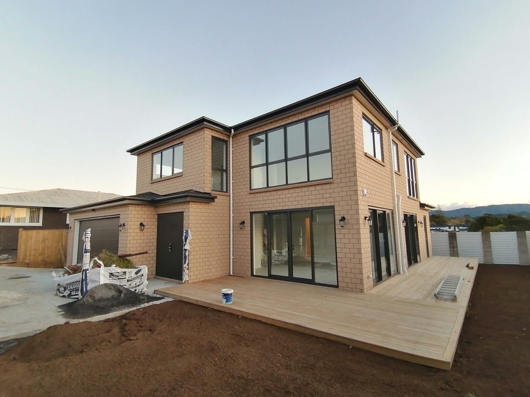 117A Henderson Valley Road, Henderson, Auckland - Carousel 1