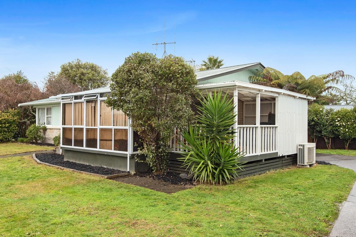 187 Totara Drive, Pukete, Hamilton - Carousel 12