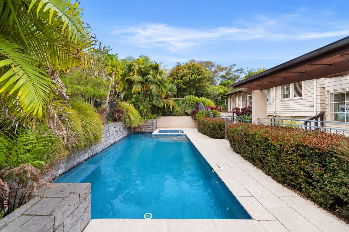 14 Tiffany Close, Totara Park, Manukau City, Auckland - Carousel 2