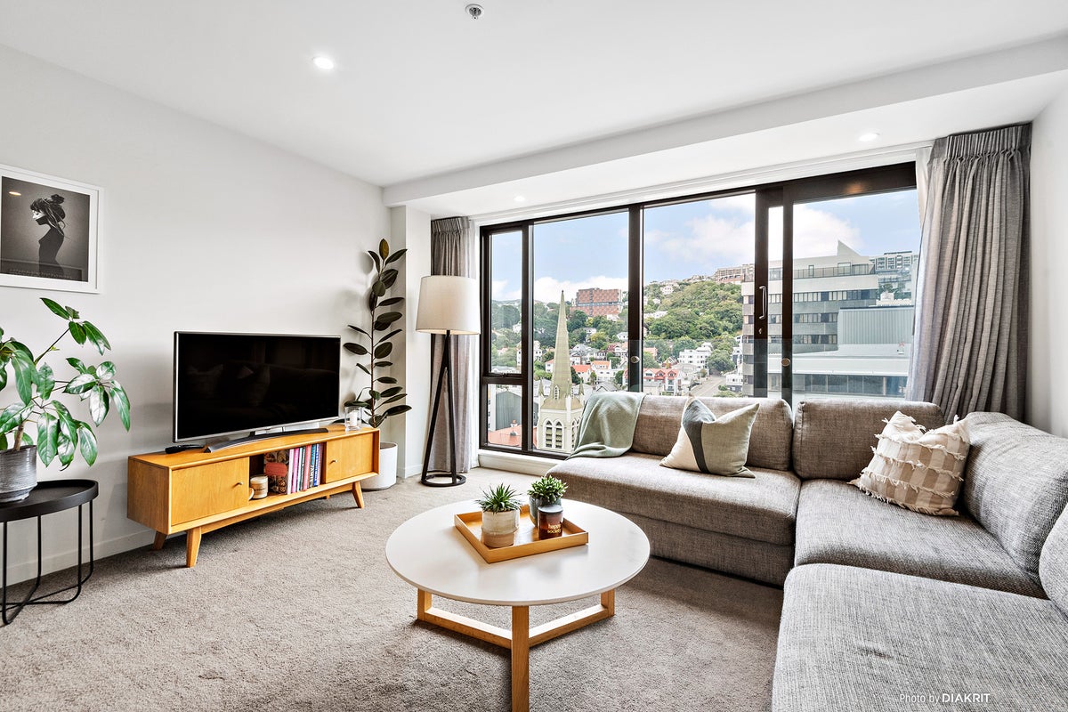 1004/166 Victoria Street, Te Aro, Wellington - Carousel 2