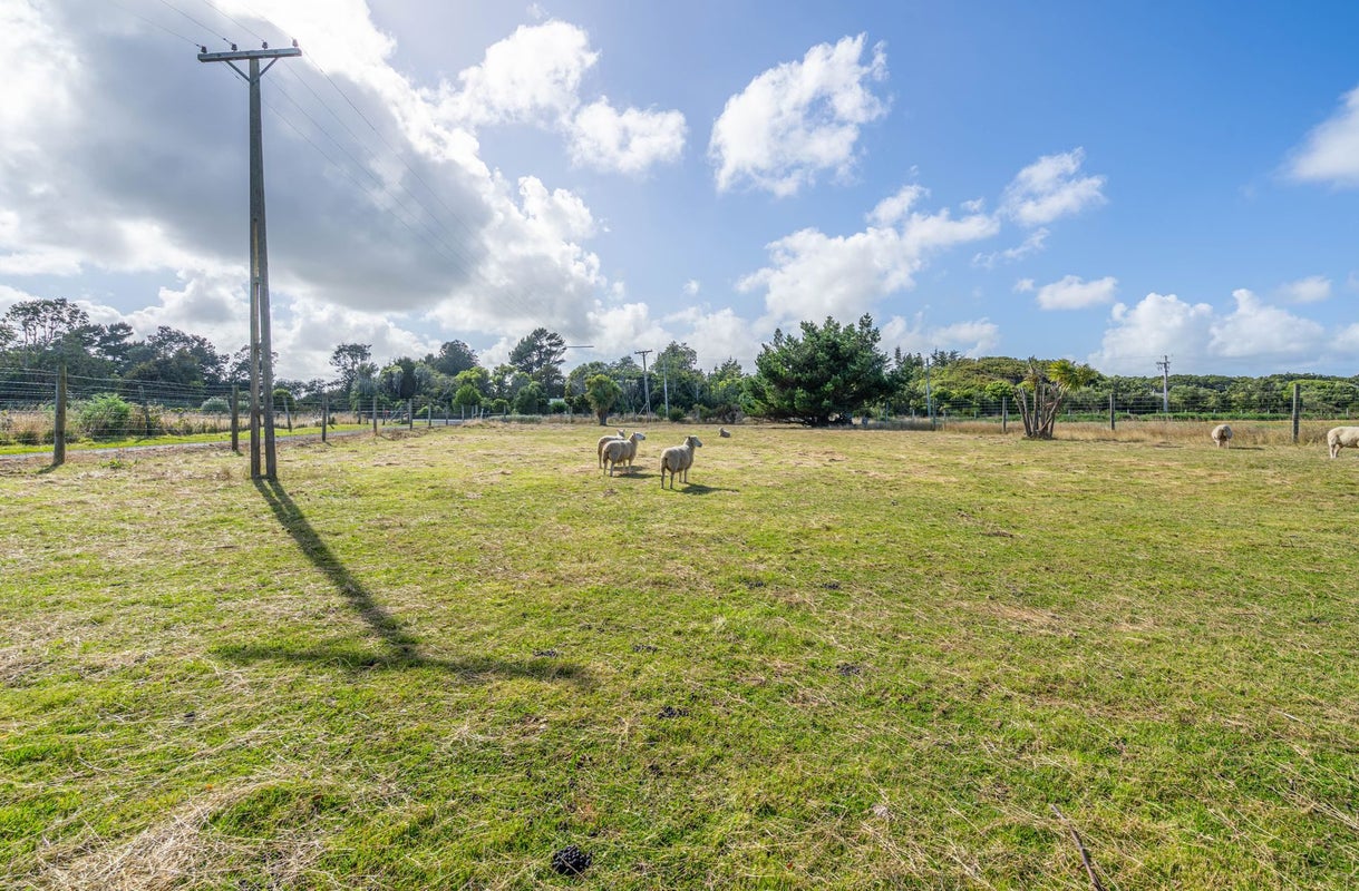 180 Grant Road, Otatara, Invercargill - Carousel 22