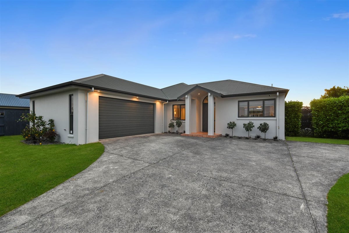 73 Sandwich Road, St Andrews, Hamilton - Carousel 1