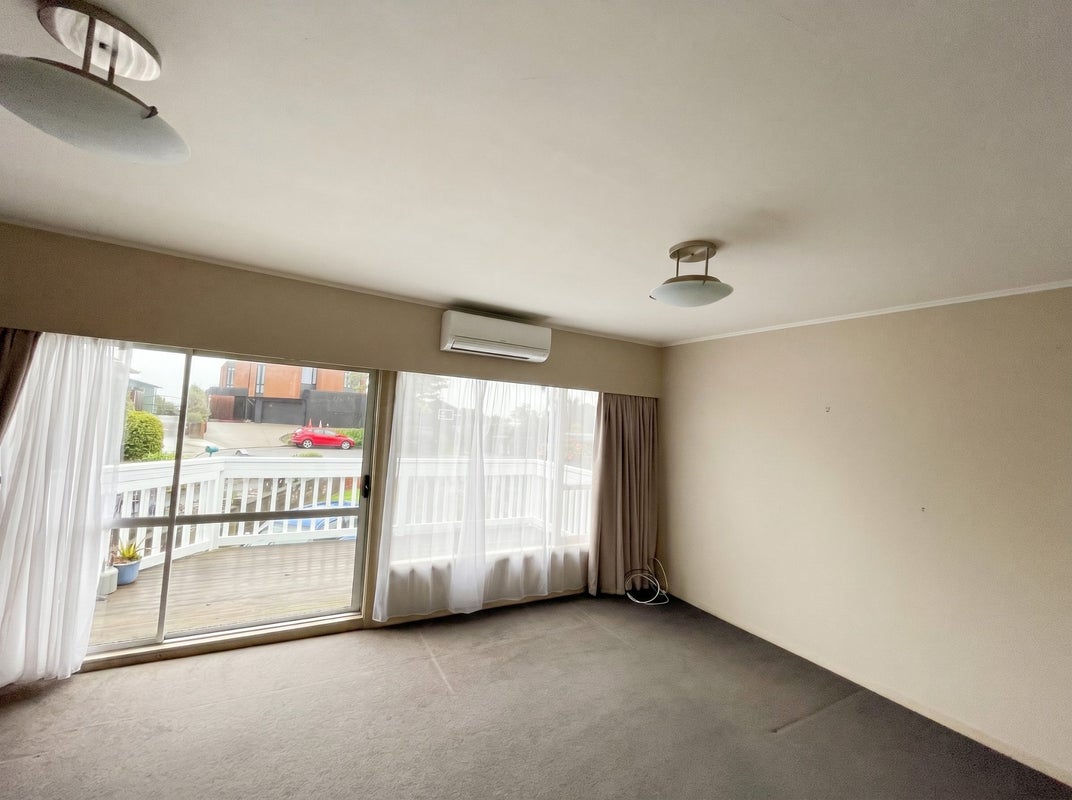 19 Newry Road, Raumati Beach, Paraparaumu - Carousel 2