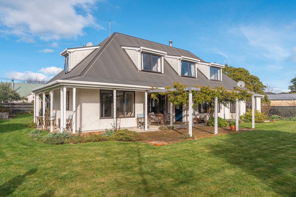 7 Rimu Street, Lansdowne, Masterton - Carousel 1