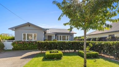 11 Alexander Street, Tauranga South, Tauranga - Carousel 1