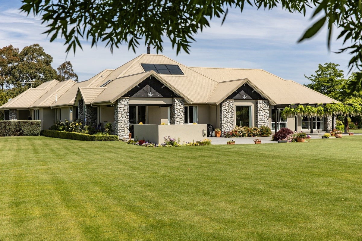 46 Dalziels Road, Fernside, Rangiora - Carousel 1
