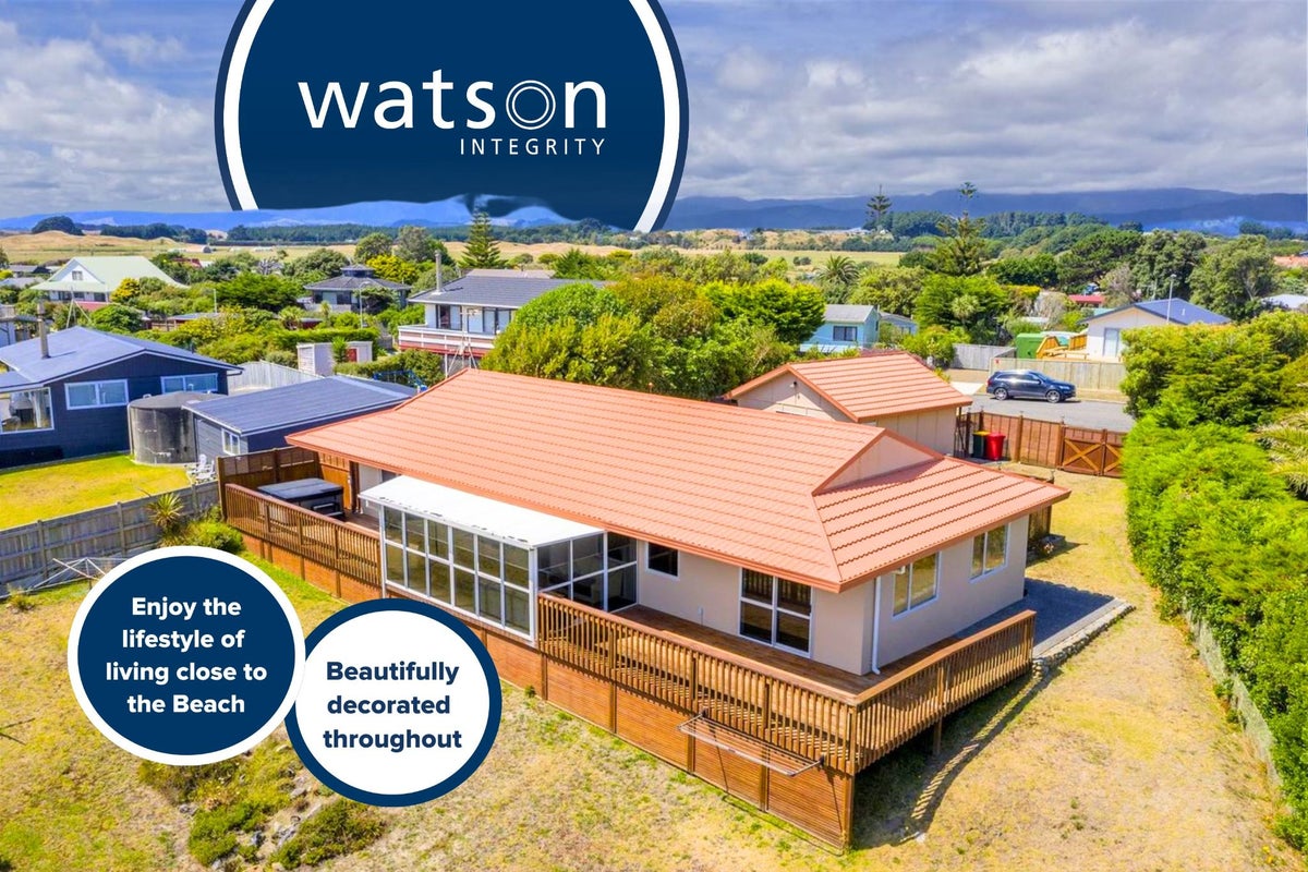 3 Norna Grove, Waikawa Beach, Levin - Carousel 1