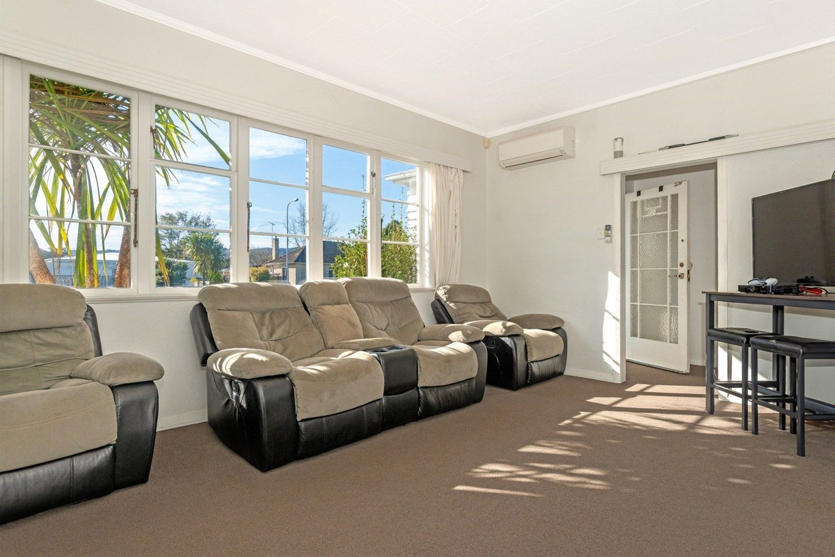 24 Townley Street, Te Hapara, Gisborne - Carousel 2