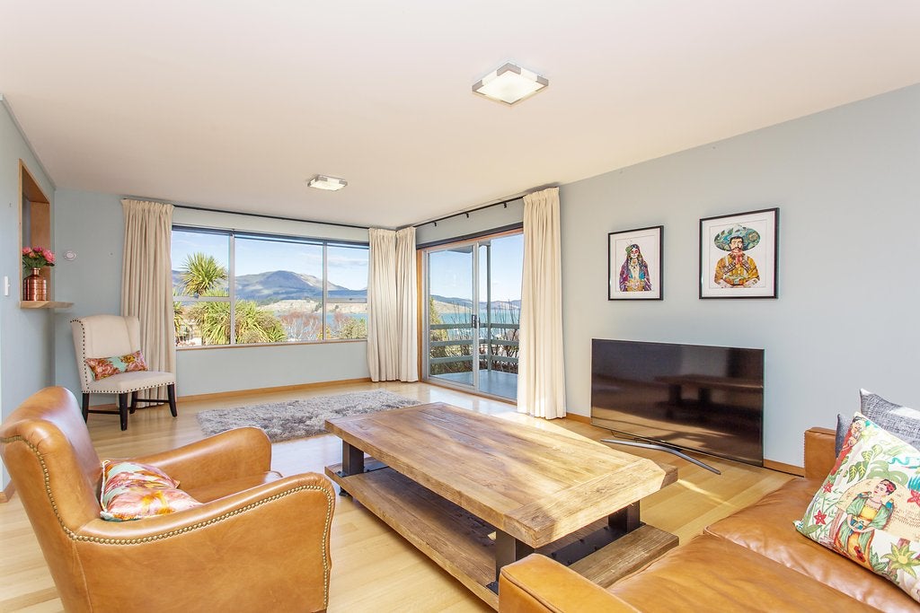 16 Harbour View Terrace, Cass Bay, Lyttelton - Carousel 1