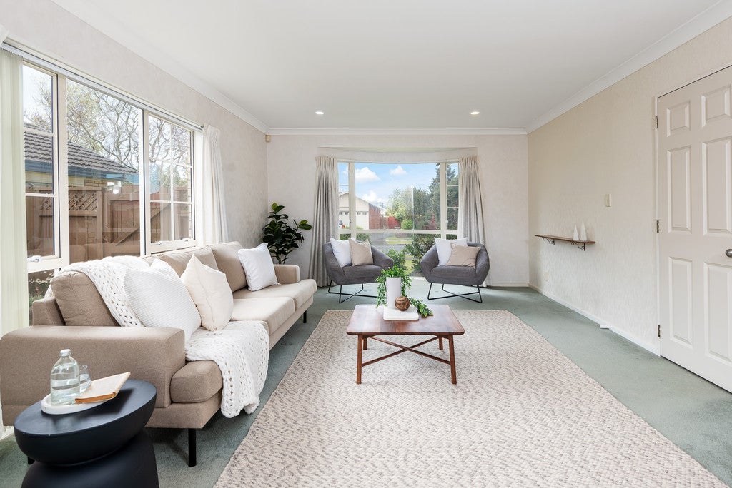 2/1 Ambleside Drive, Northpark, Auckland - Carousel 2
