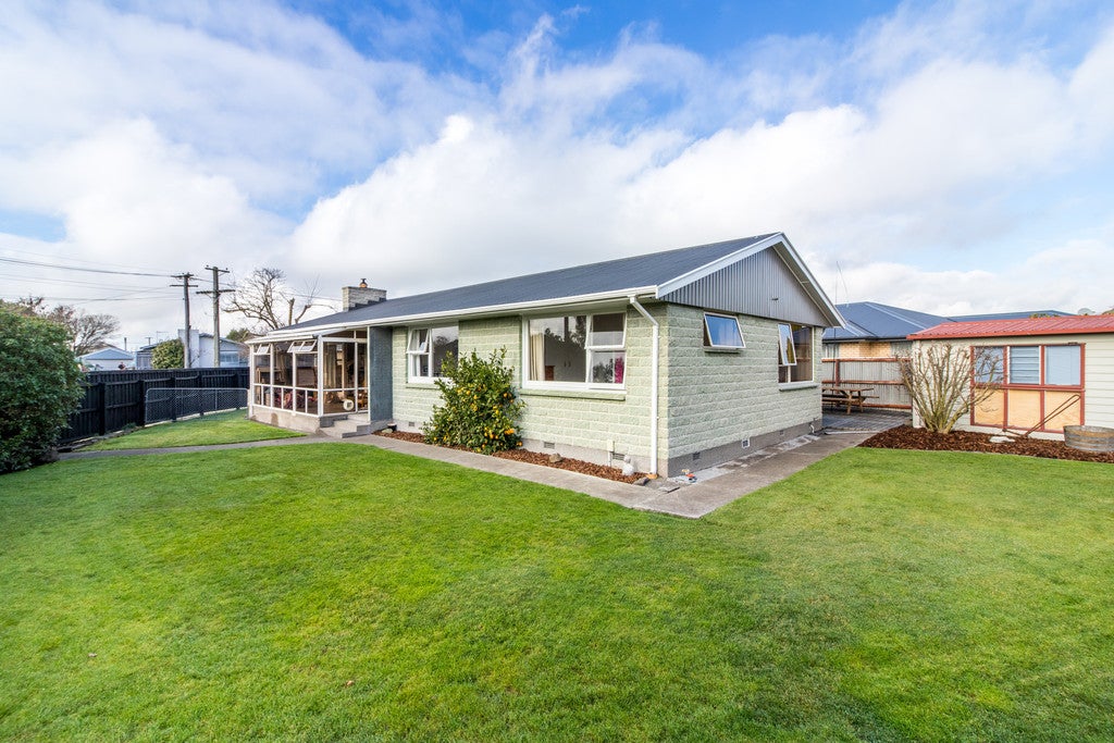 25 Chedworth Avenue, Bishopdale, Christchurch - Carousel 1