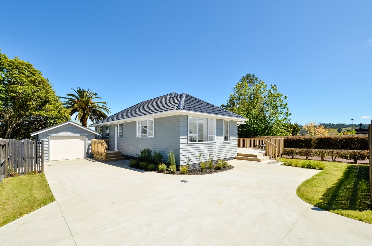 16A Tapu Road, Huapai, Kumeu - Carousel 1
