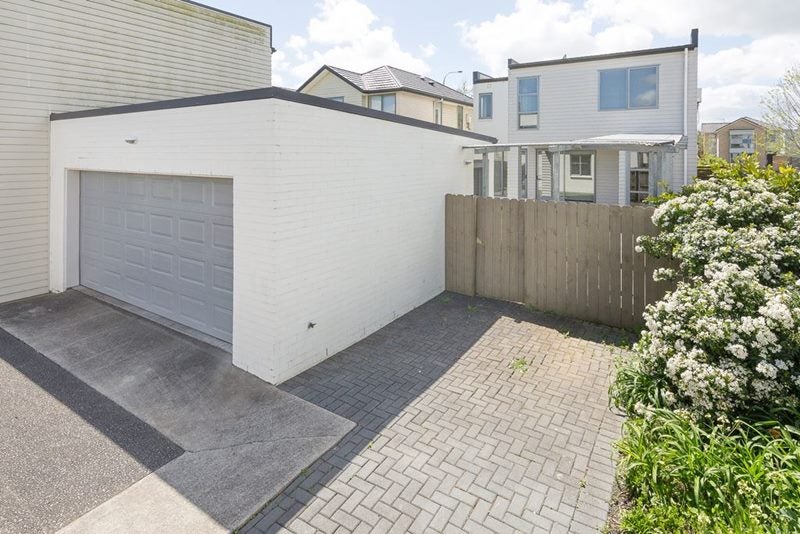 214 Porchester Road, Takanini, Auckland - Carousel 17
