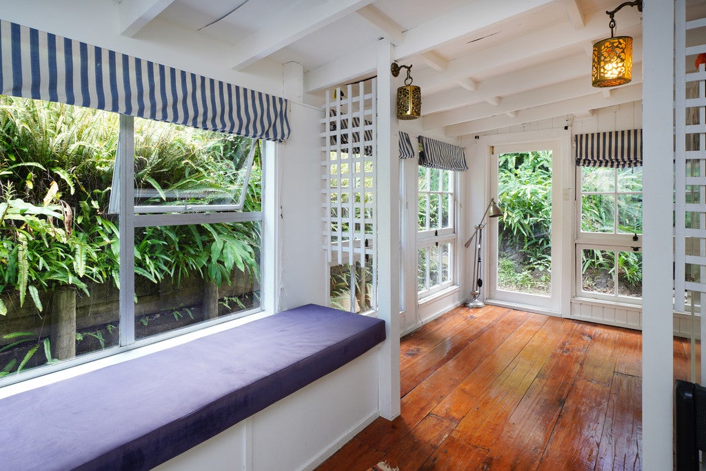 57 Queens Drive, Oneroa, Waiheke Island - Carousel 20