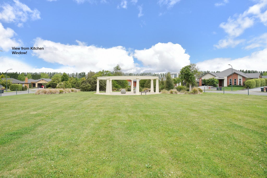 18 Wagner Crescent, Northwood, Christchurch - Carousel 18