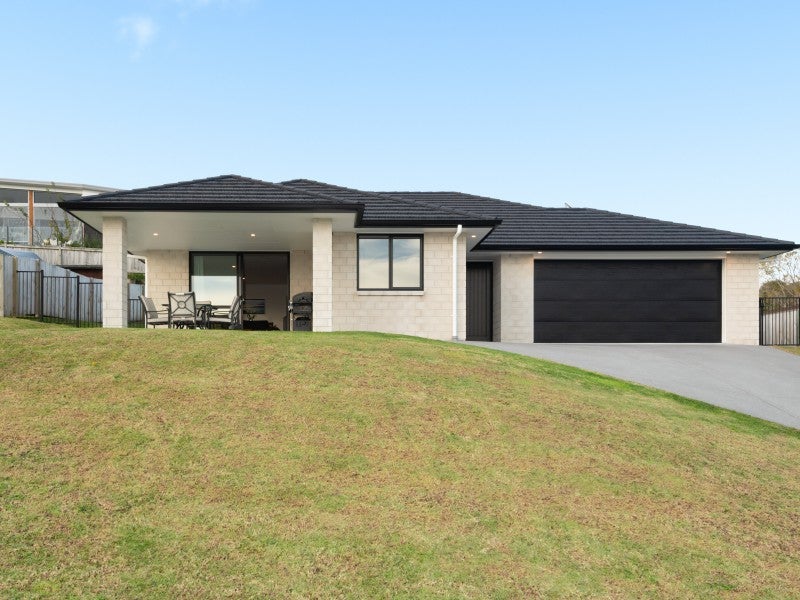 101 Falcon Drive, Welcome Bay, Tauranga - Carousel 2