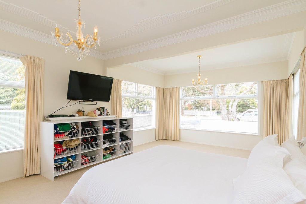 23 Saint Ronans Avenue, Waterloo, Lower Hutt - Carousel 20