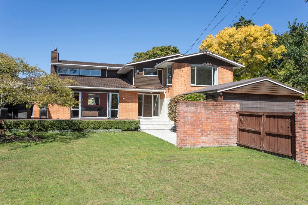 100 Riverlaw Terrace, Saint Martins, Christchurch - Carousel 2