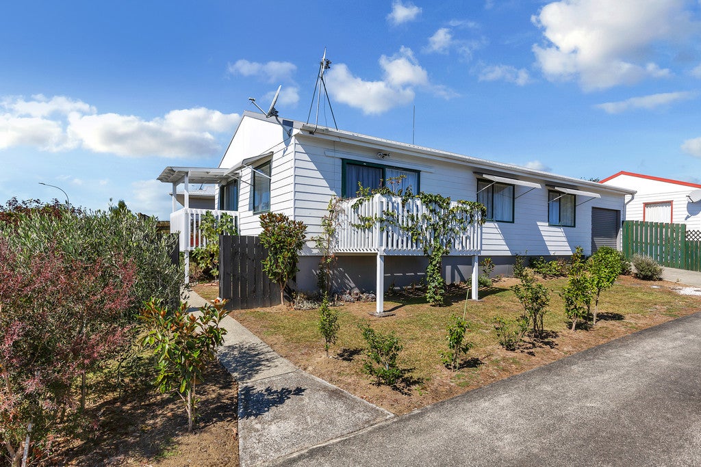 10A REED ST, TIKIPUNGA, WHANGAREI - Carousel 1