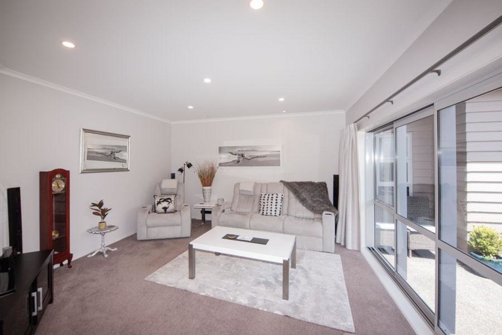 20 The Fjord, Aotea, Porirua - Carousel 2