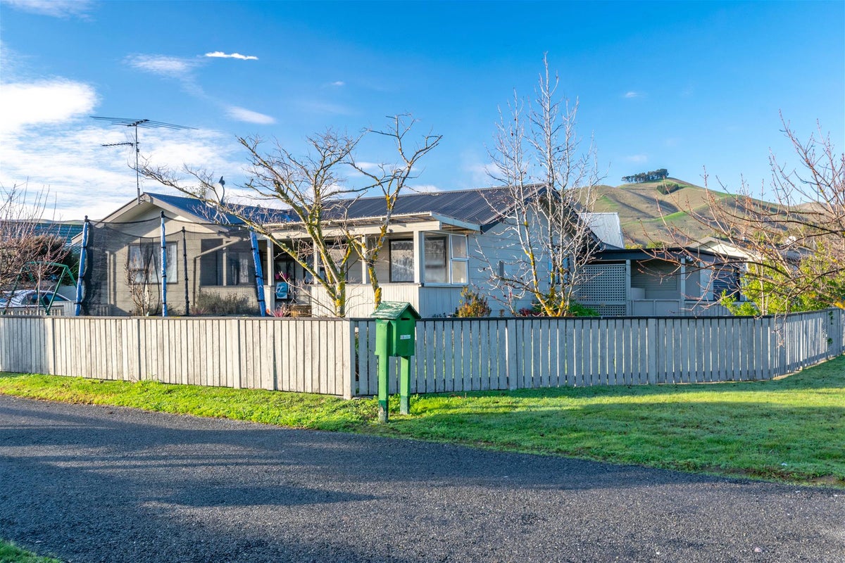 29 Faulkland Drive, Witherlea, Blenheim - Carousel 1