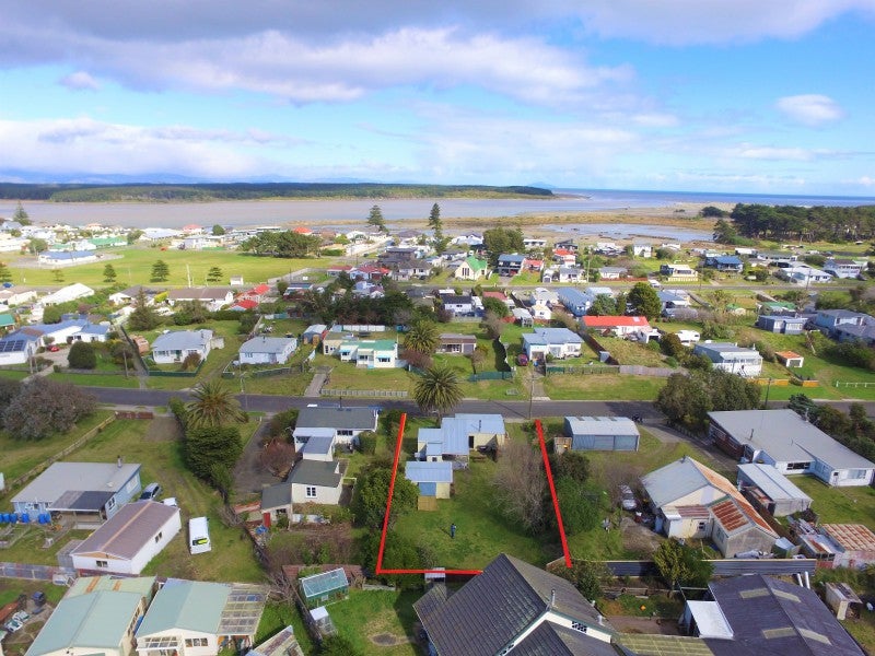 35 Pratt Avenue, Foxton Beach, Foxton - Carousel 2