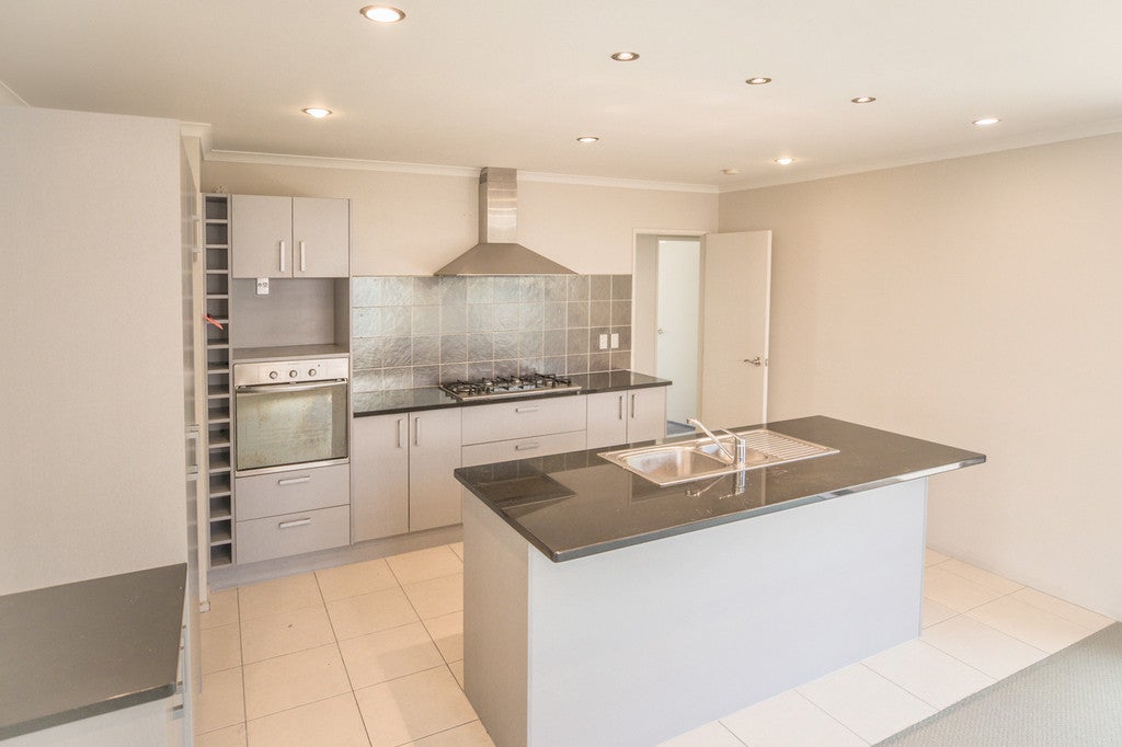 11 Tsar Court, Flat Bush, Auckland - Carousel 2