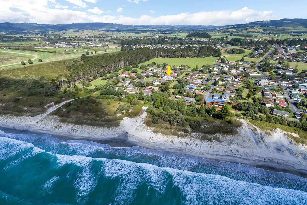 4 Wahanui Walk, Ruakaka - Carousel 2