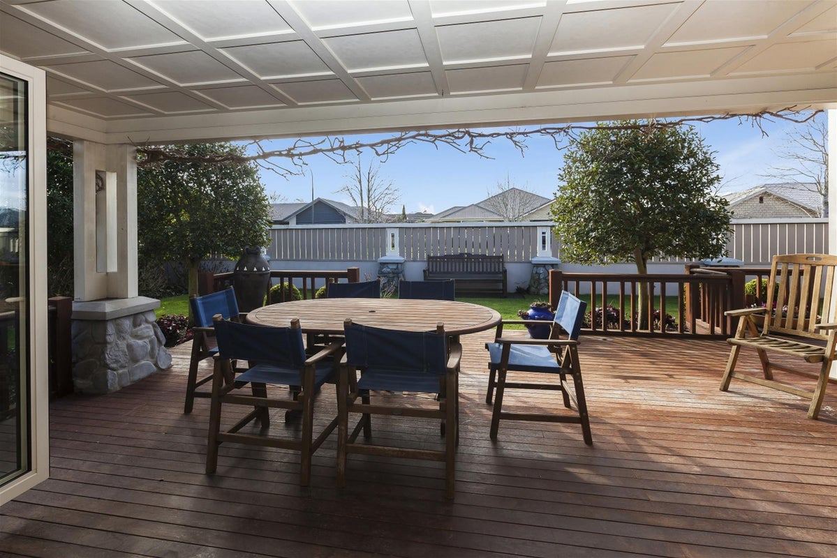 77 Beechwood Drive, Northwood, Christchurch - Carousel 22