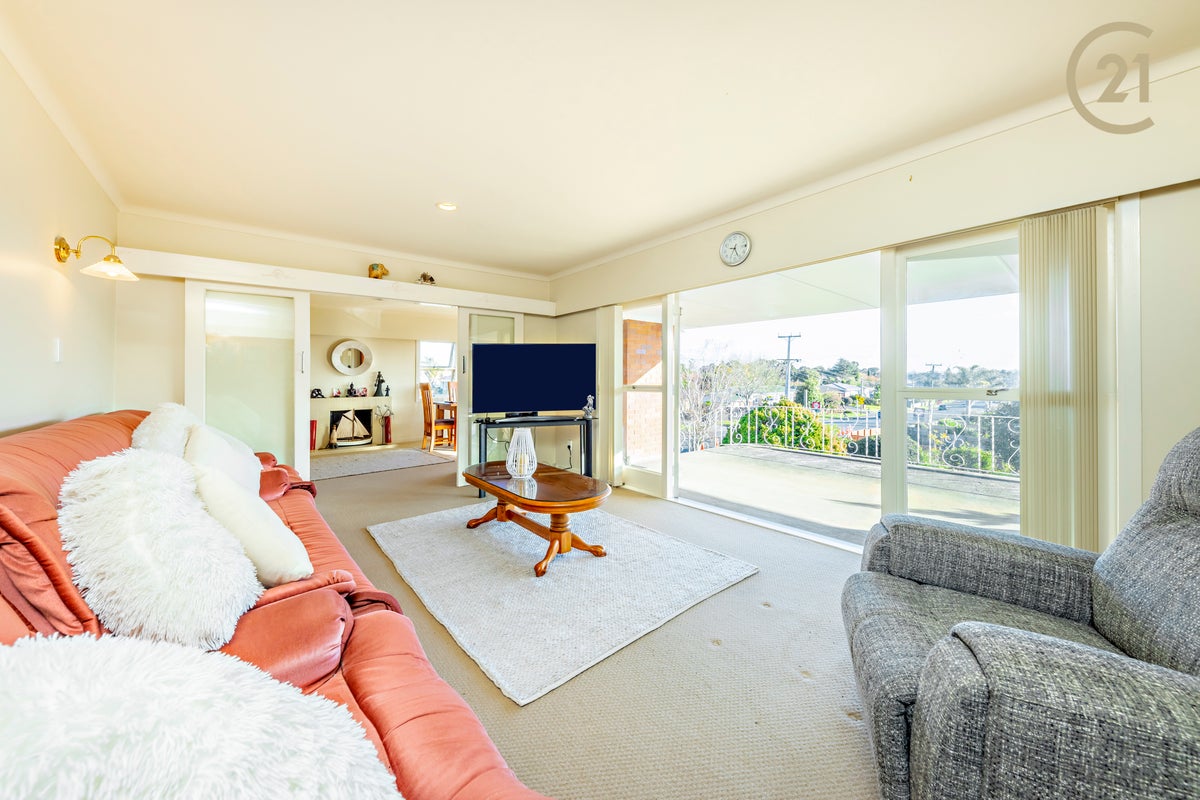 2 Boundary Road, Opaheke, Papakura - Carousel 2