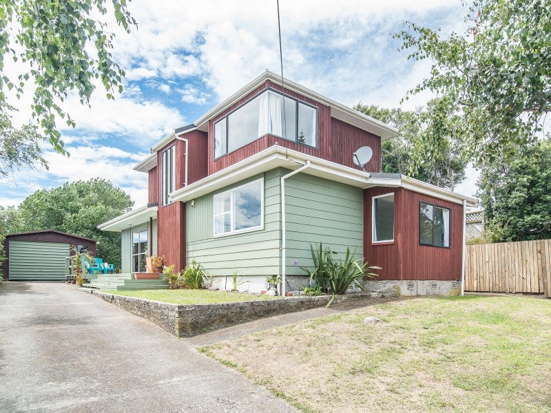 63 Dale Road, Raumati South, Paraparaumu - Carousel 1