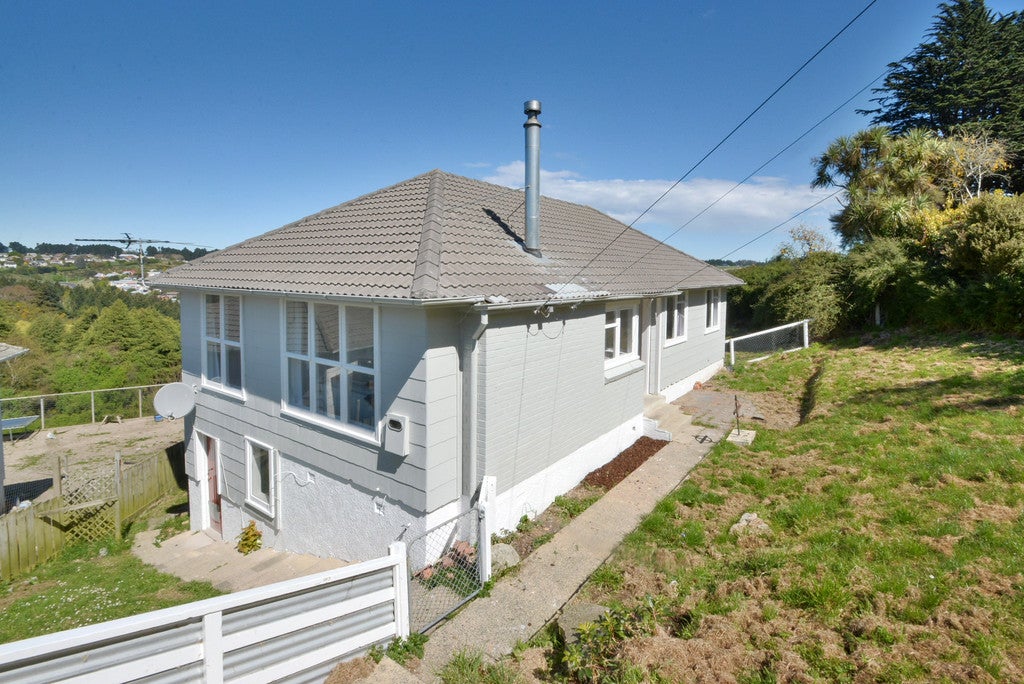 68 Columba Avenue, Calton Hill, Dunedin - Carousel 1