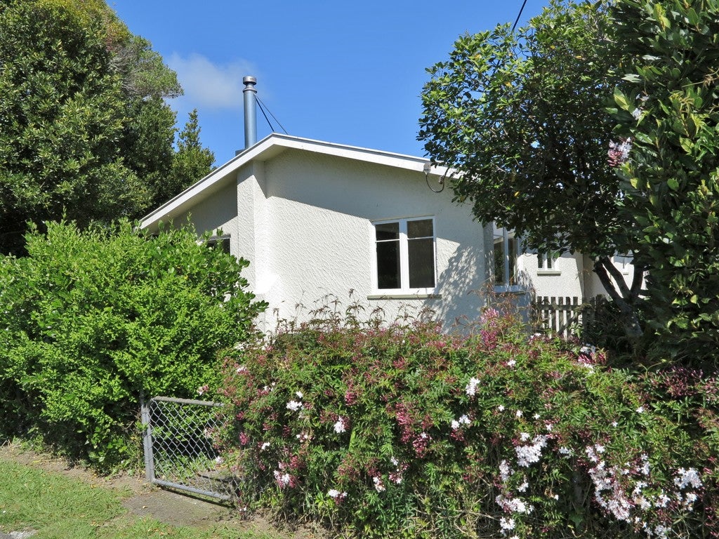 183 Commercial Street, Takaka - Carousel 14