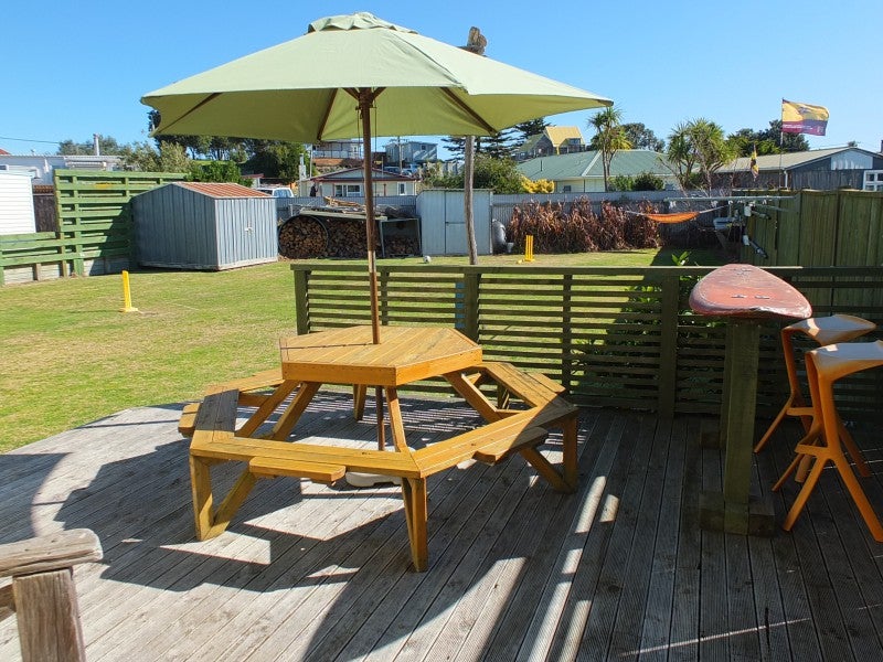 6 Thomas Place, Foxton Beach, Foxton - Carousel 2