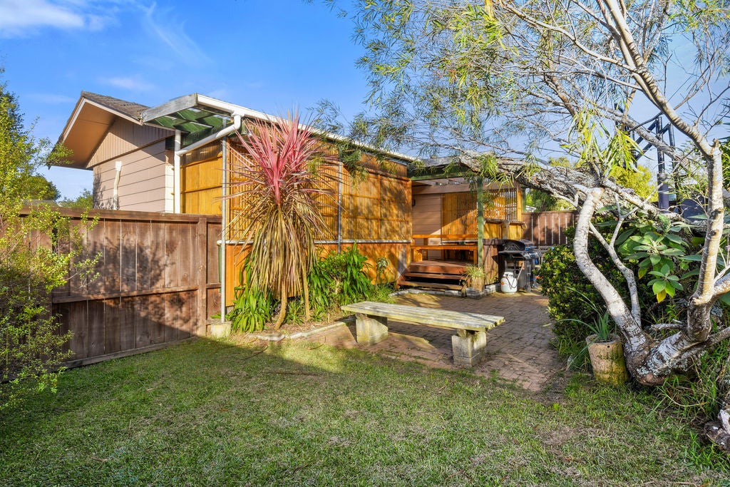 11 Fairdale Place, Birkdale, Auckland - Carousel 2
