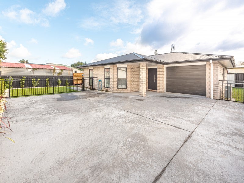 270A Heads Road, Gonville, Whanganui - Carousel 1