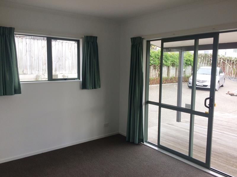 2/22A Tomo Street, New Lynn, Auckland - Carousel 2