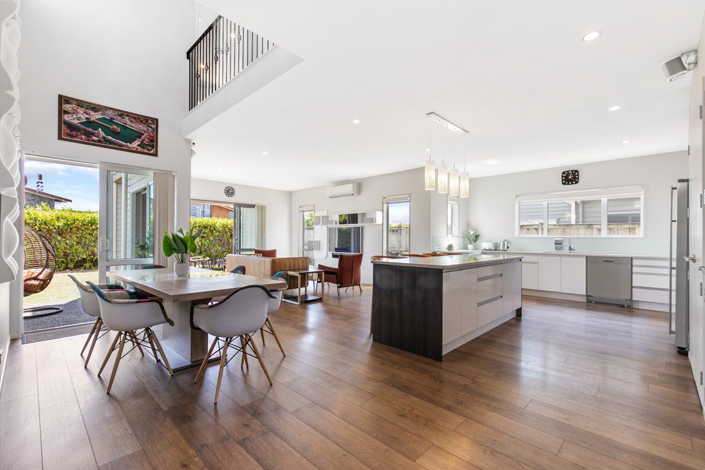 45 Pickaberry Avenue, Karaka, Papakura - Carousel 1