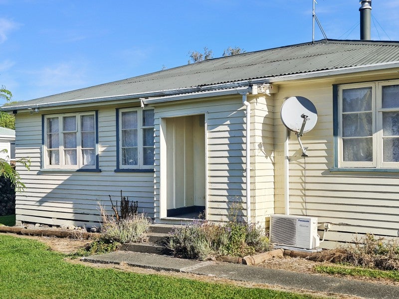6 Wilson Road, Hunterville - Carousel 1